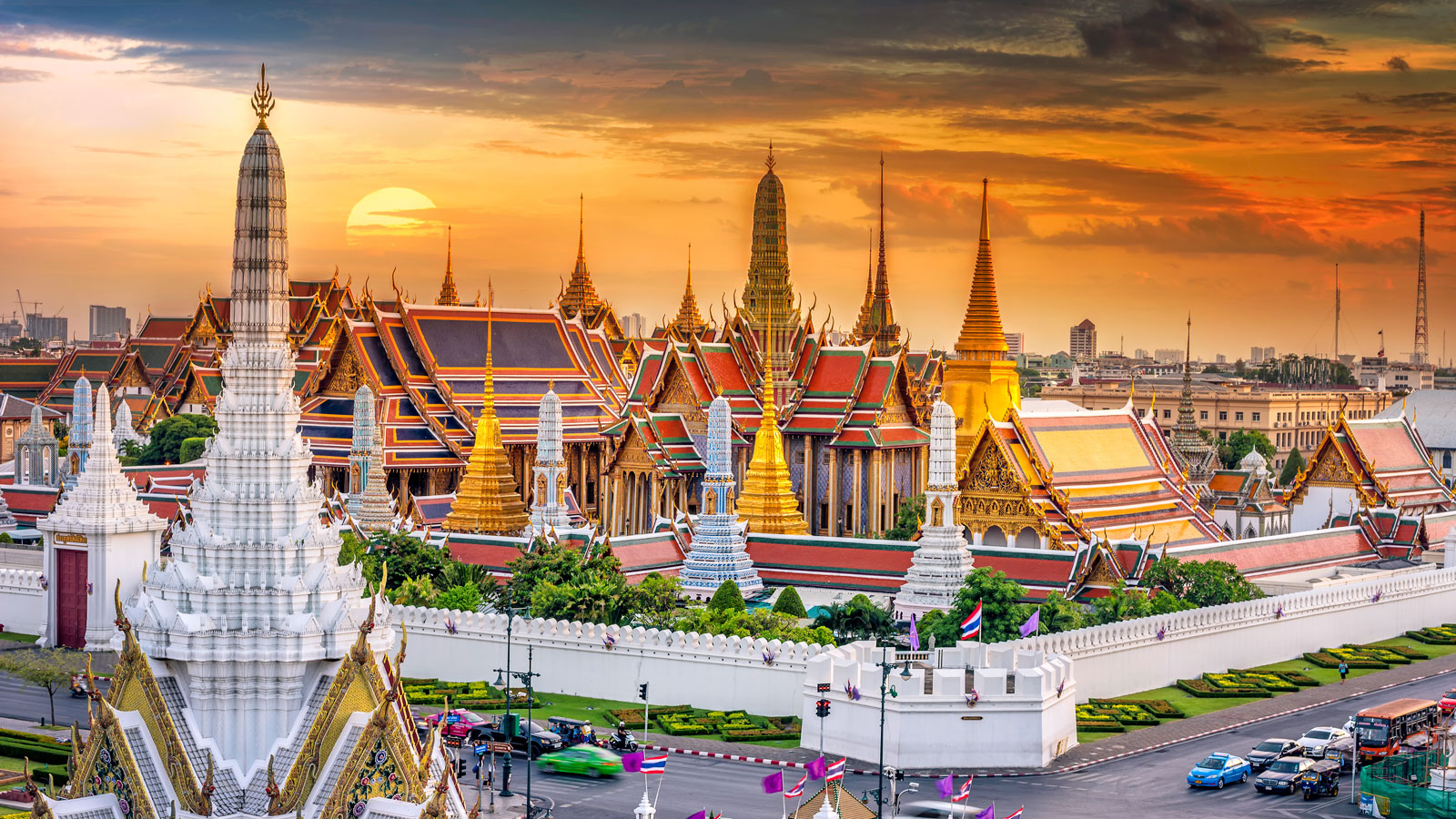 Hasil gambar untuk The Grand Palace