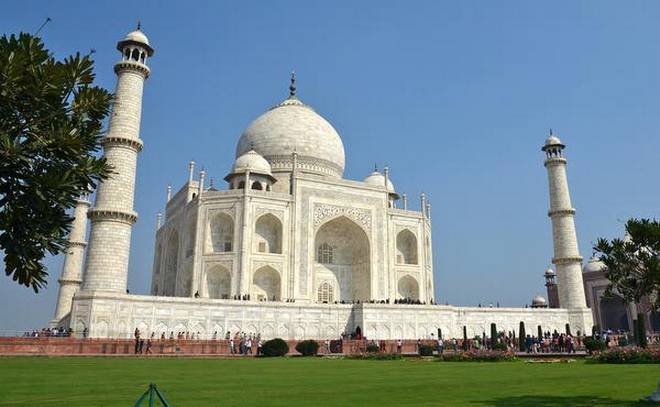 Hasil gambar untuk taj mahal
