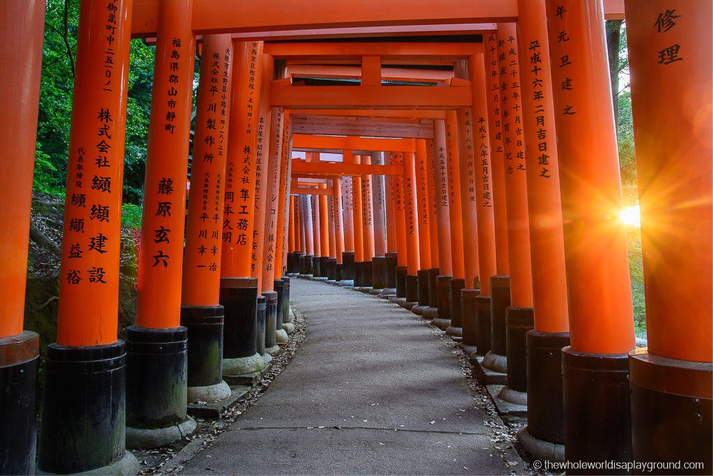 Hasil gambar untuk fushimi inari taisha