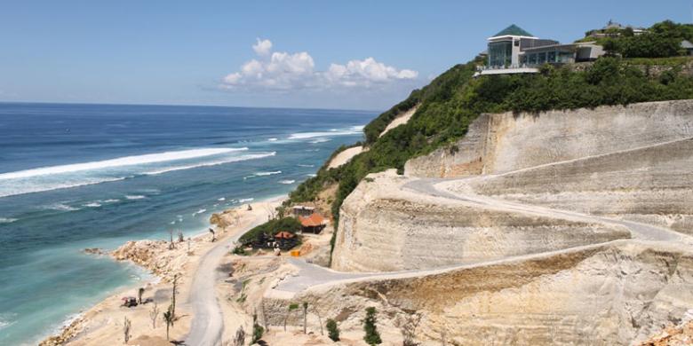 Hasil gambar untuk pantai melasti bali