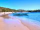 Pantai Tangsi Di NTB - Pantai Indah Dengan Pasir Berwarna Pink